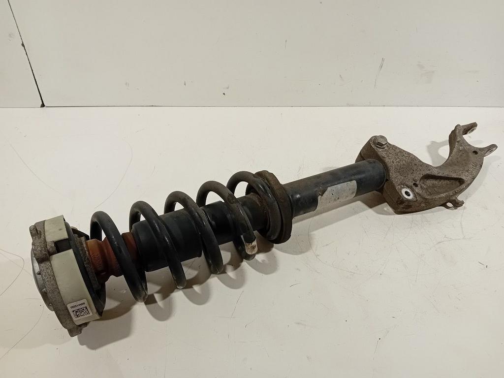 Veerpoot links voor Audi Q5, Onderdelen@venauto.nl, Van der Ven Autorecycling B.V., Gebruikt, Ettenseweg 76, 4706 PB Roosendaal, The Netherlands