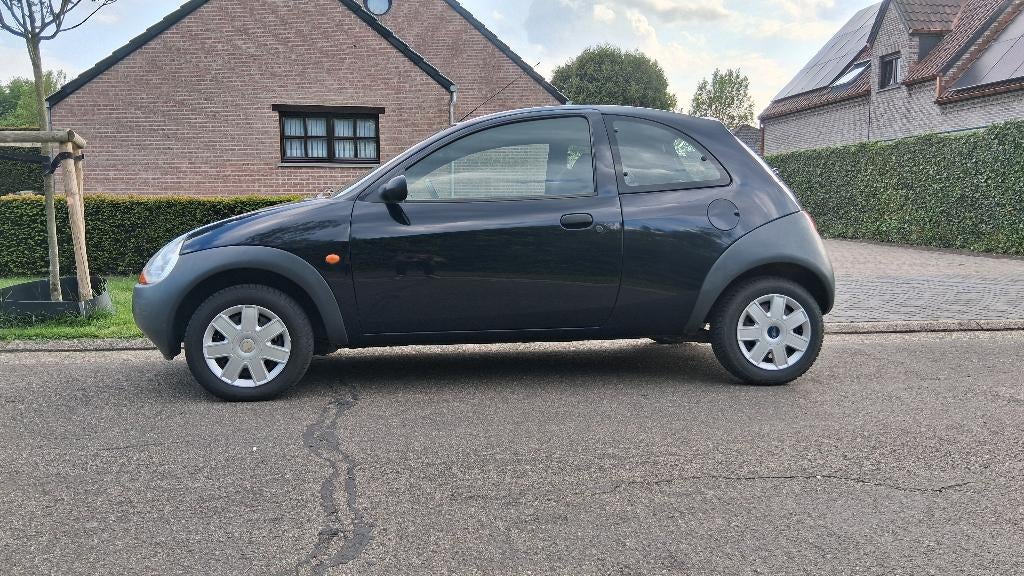 Ford Ka 1.3B 2006 "123 000km" gekeurd v verkoo, Auto's, Ford, Voorwielaandrijving, Stof, 4 cilinders, Ka