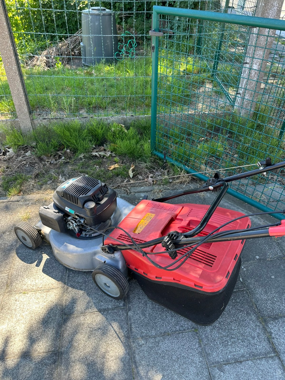 HONDA benzinegrasmaaier, Enlèvement, Utilisé