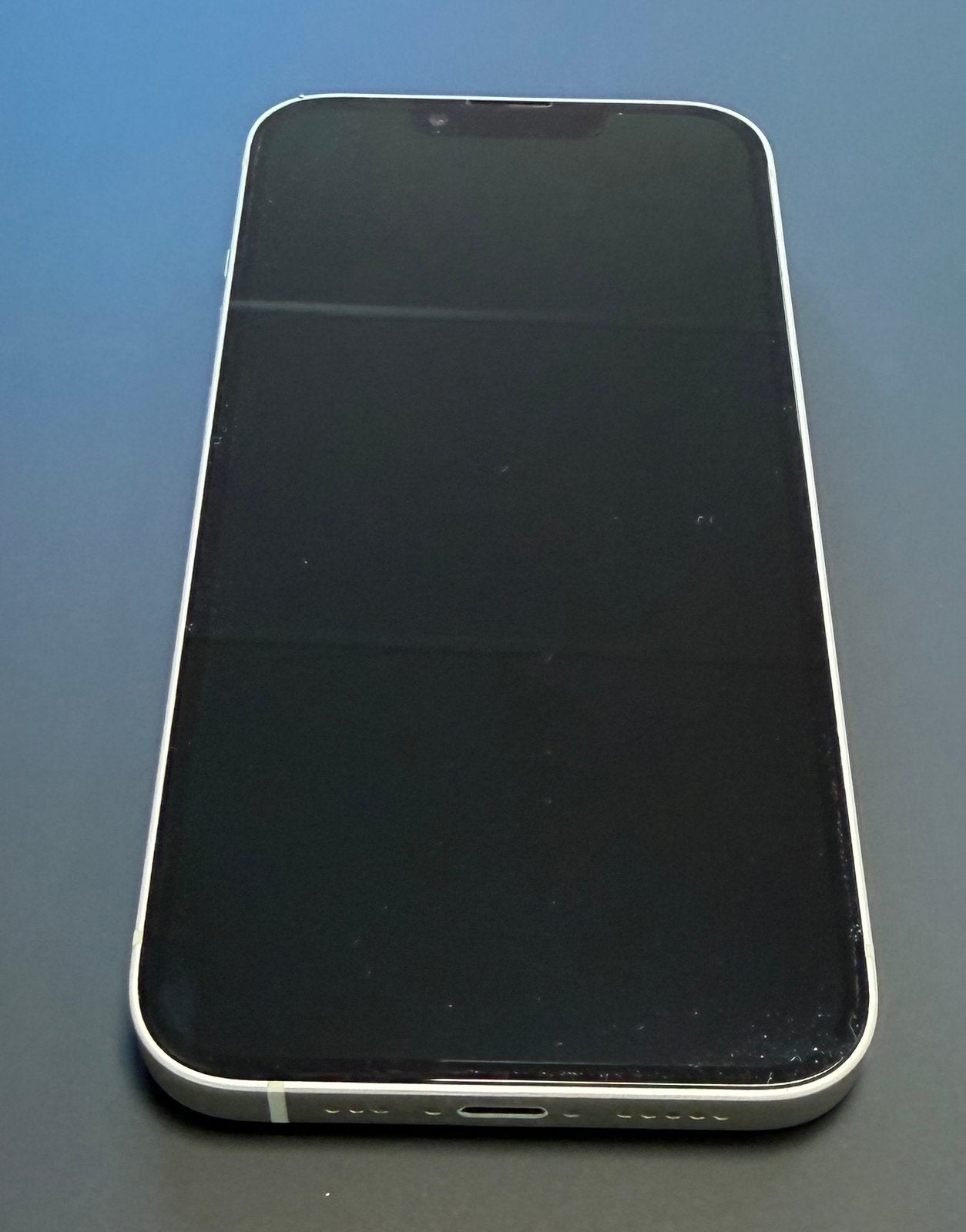 APPLE iPhone 13 128GB (blanc), Télécoms, Téléphonie mobile | Apple iPhone, 99 %, 128 GB, IPhone 13, Comme neuf