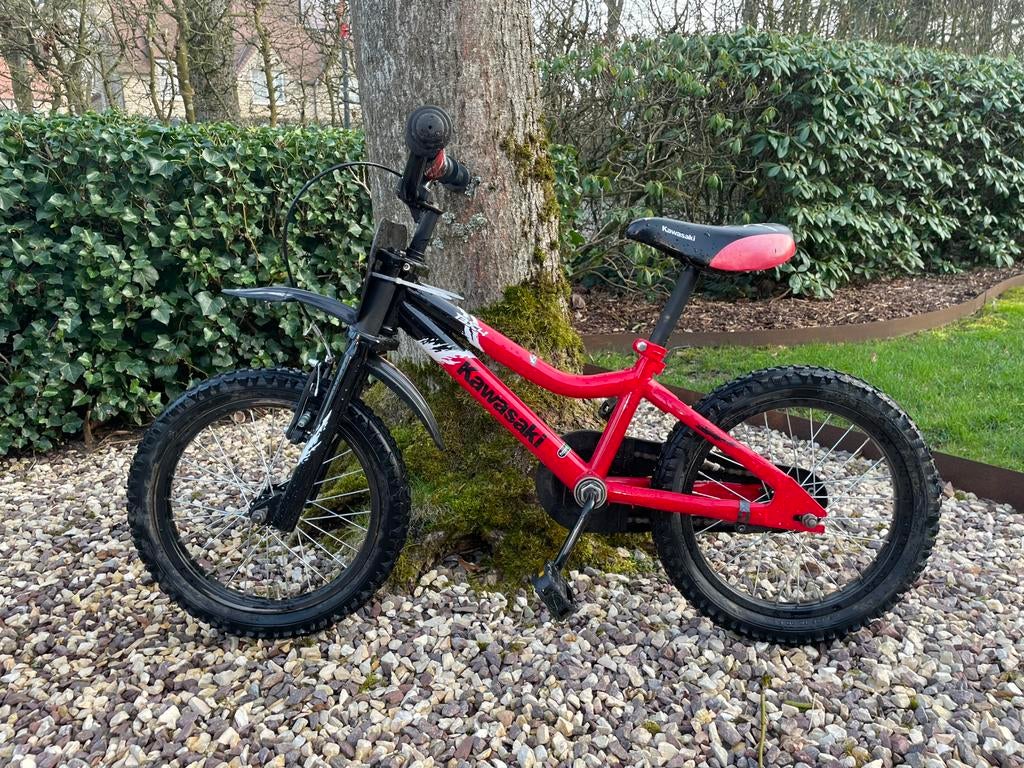 Kawasaki TBX 4 kinderfiets (Rood en Zwart), Ophalen, Zo goed als nieuw