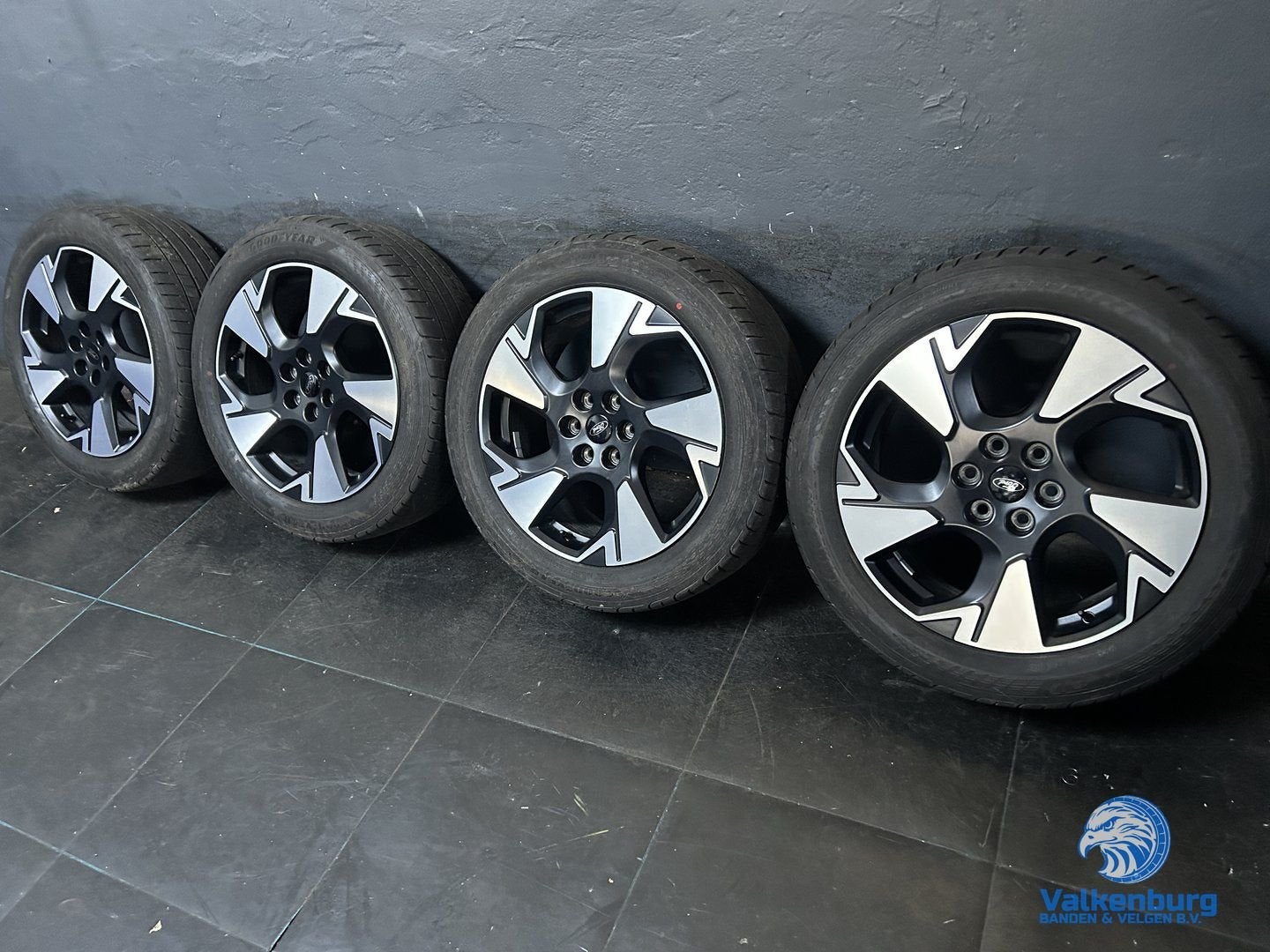 Nieuwe originele Ford Transit Custom II V710 19 inch Asphalt, 19 inch, Bestelwagen, -, -