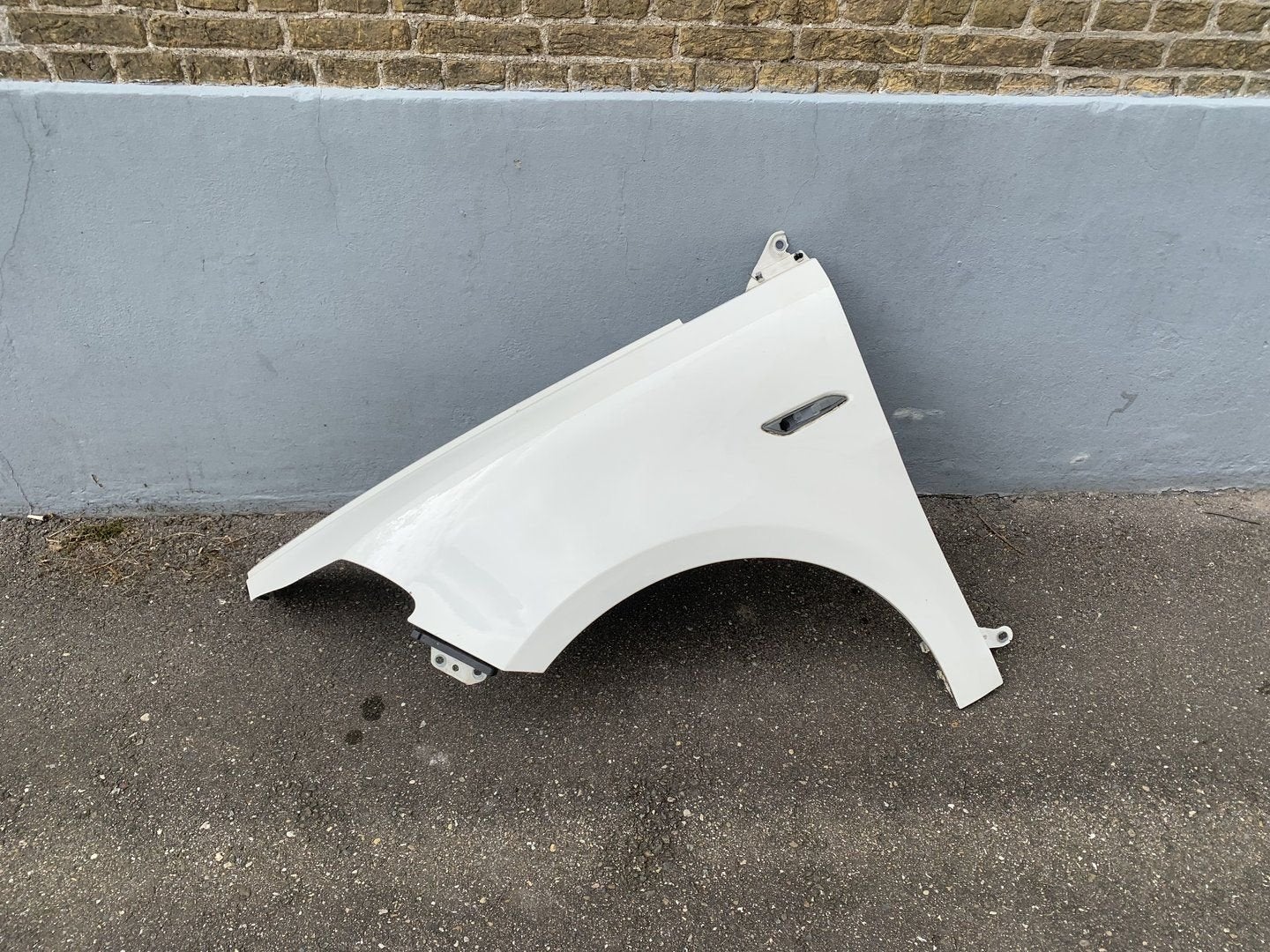 zijscherm / spatbord links lancia Ypsilon 2011 tot 2014 wit, -, Garde-boue, Utilisé, -
