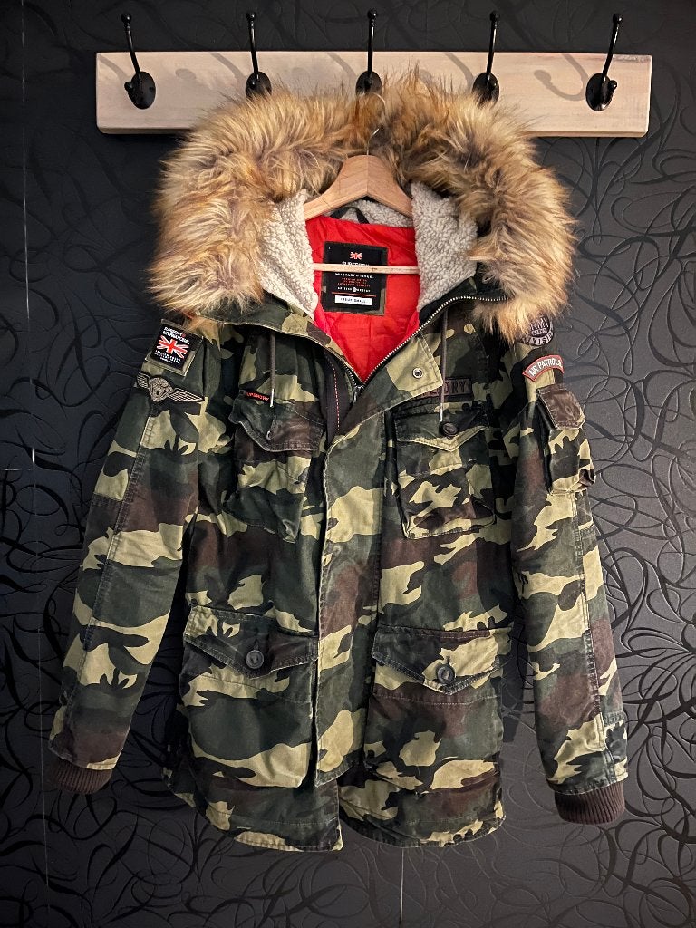 Jas Superdry camo, Ophalen of Verzenden, Zo goed als nieuw, Maat 46 (S) of kleiner, SuperDry