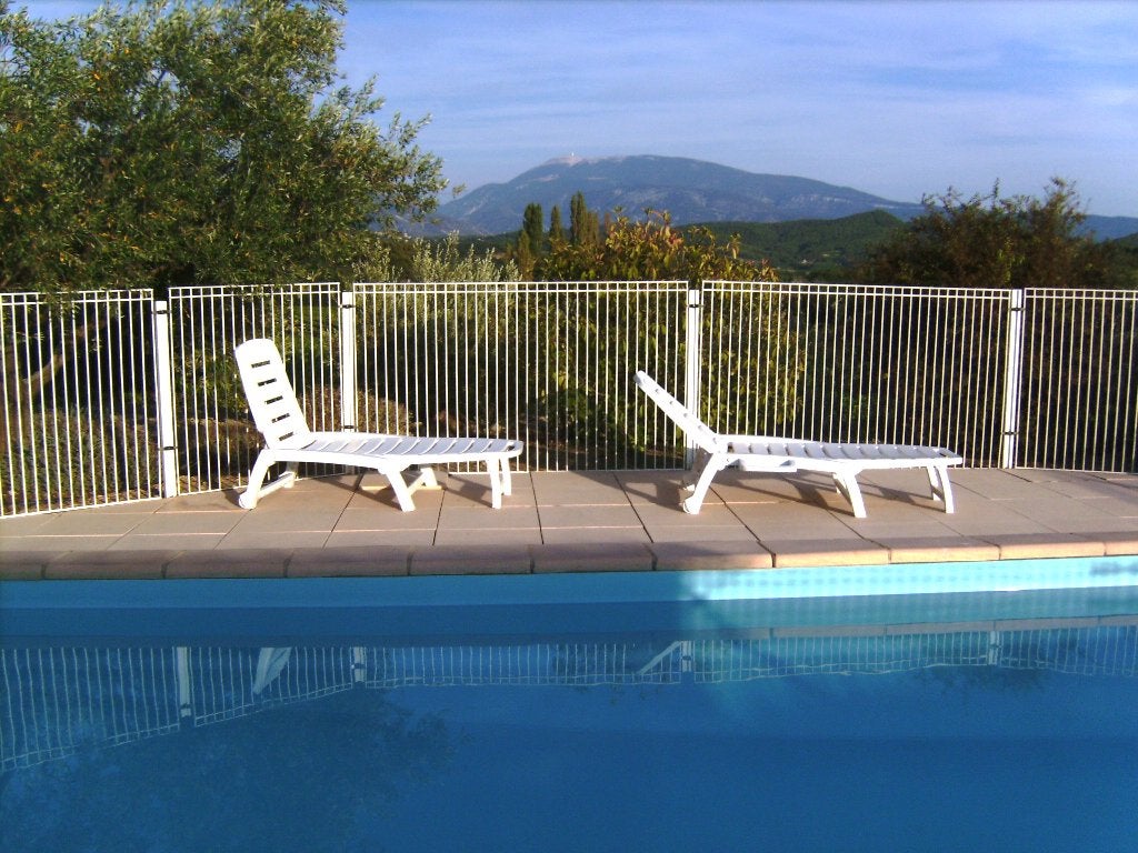 Klein huisje met uitzicht op de Provence en de Mont Ventoux, Vakantie, In bergen of heuvels, Provence en Côte d'Azur, Landelijk
