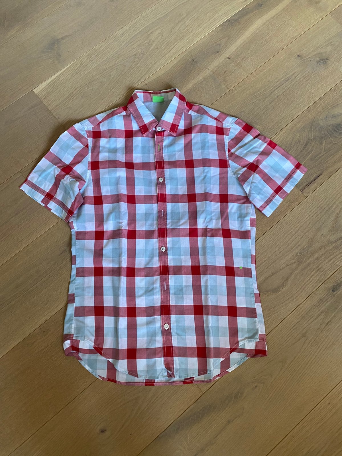 Ruiten zomerhemd Hugo Boss green label maat small, Ophalen of Verzenden, Zo goed als nieuw, Meerkleurig, Halswijdte 38 (S) of kleiner