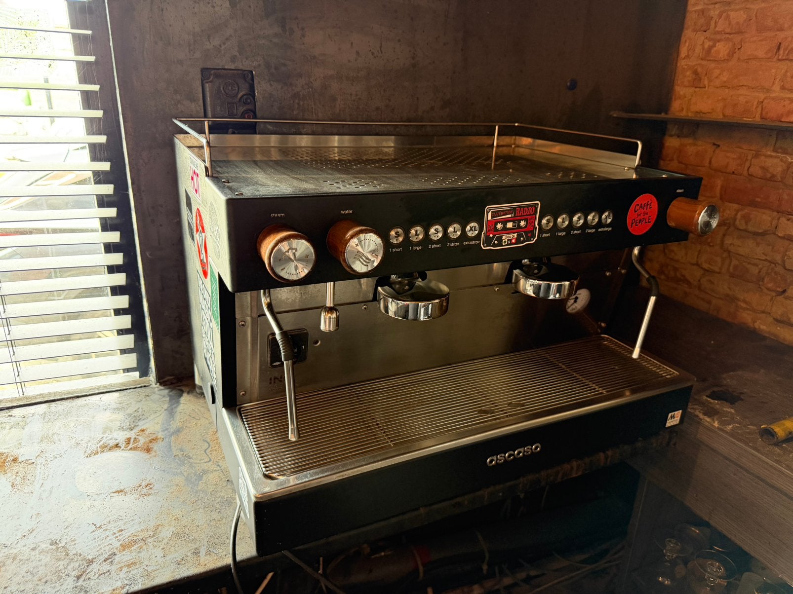 Ascaso Barista T One + 2x Anfim koffiemolen, Electroménager, Enlèvement, Comme neuf, Cafetière
