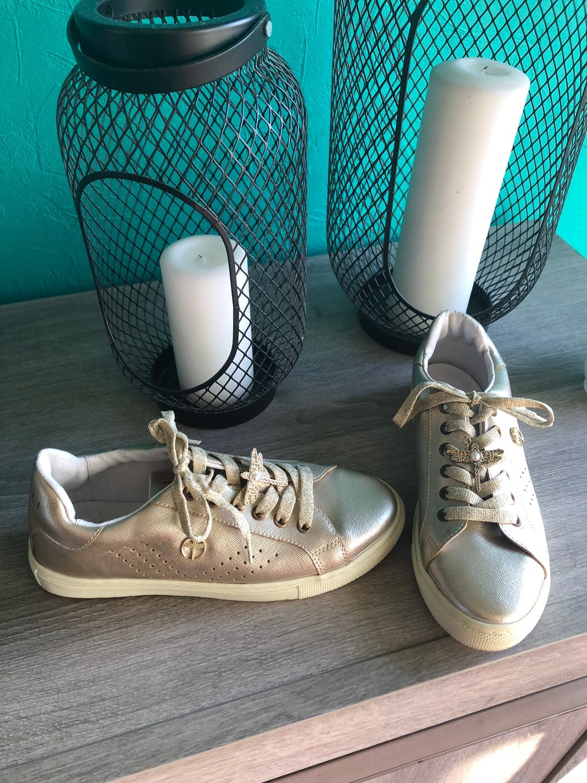 Goudkleurige sneakers merk Noali maat 38, Ophalen, Overige kleuren, Zo goed als nieuw, Sneakers