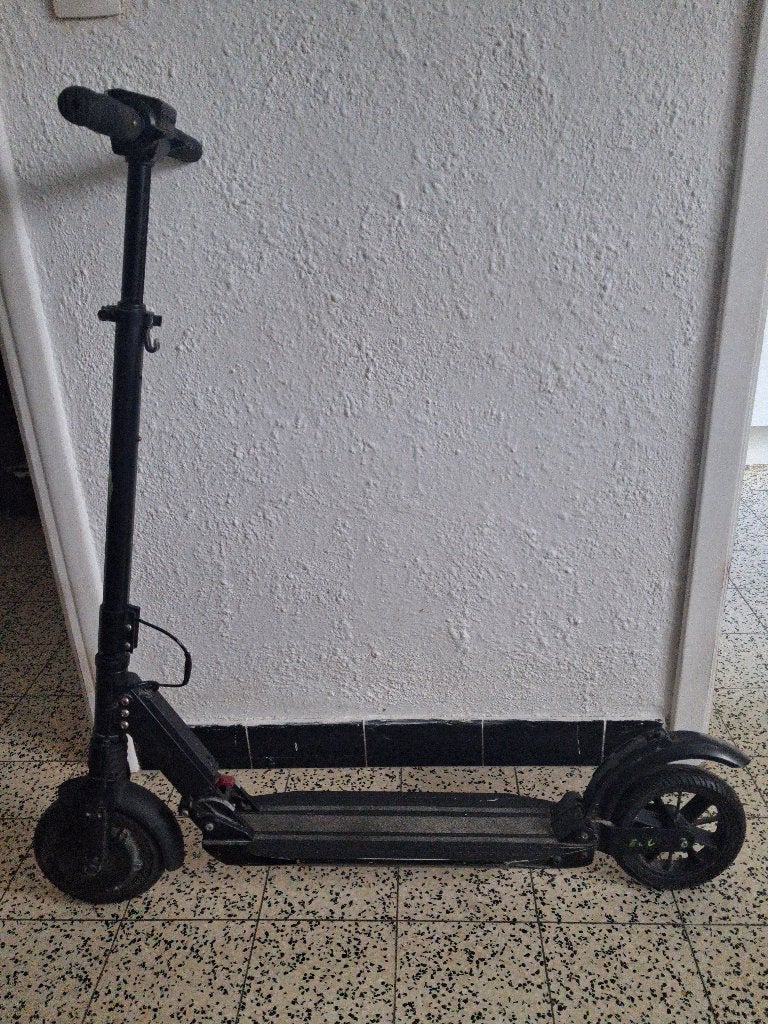 Trotinette E.Twow, Vélos & Vélomoteurs, Trottinettes, Enlèvement, Utilisé, Autres types, E twow