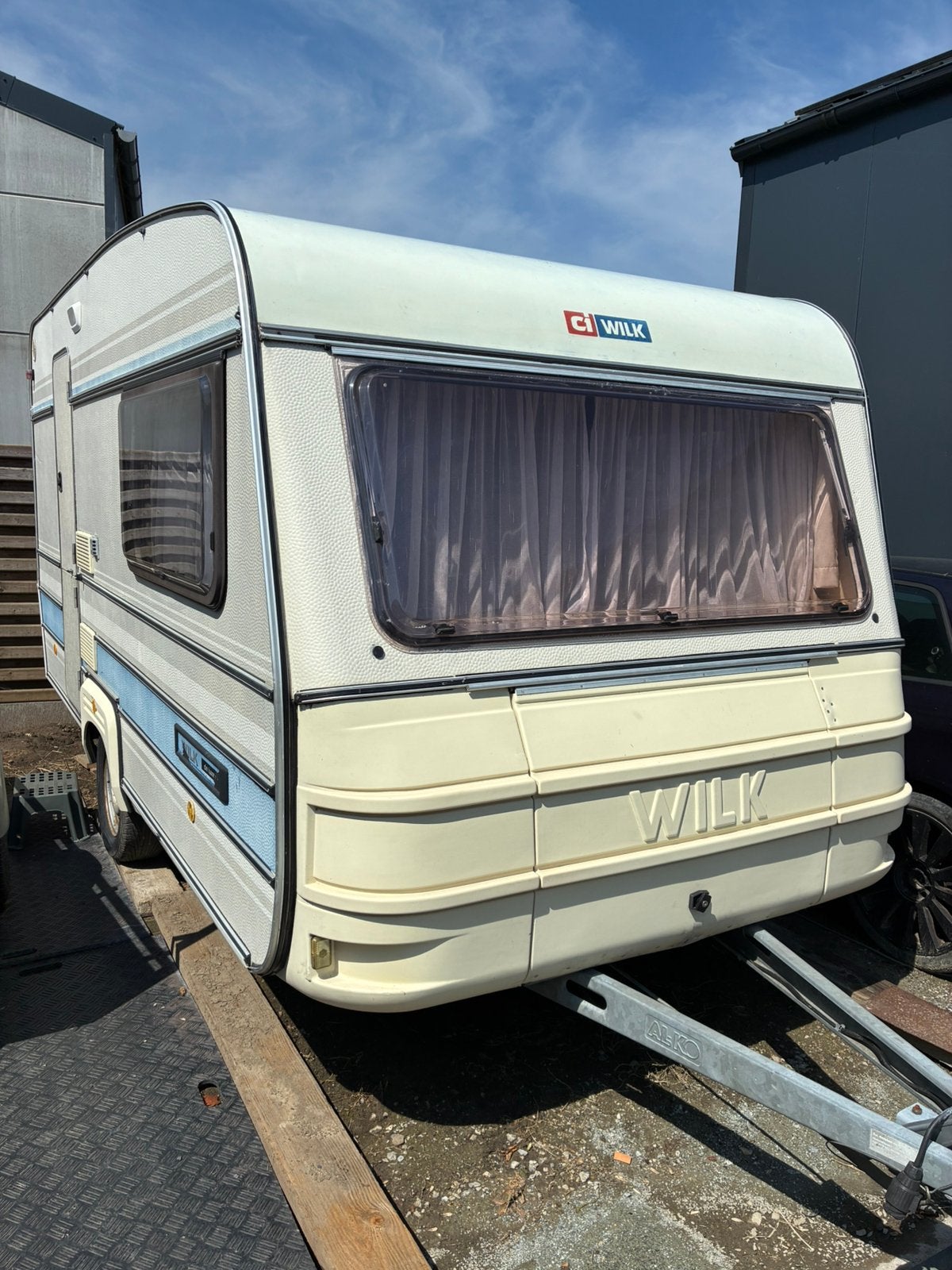 Wilk 400 de luxe avec auvent, 5 à 6 mètres, Poêle, 750 - 1000 kg, Particulier