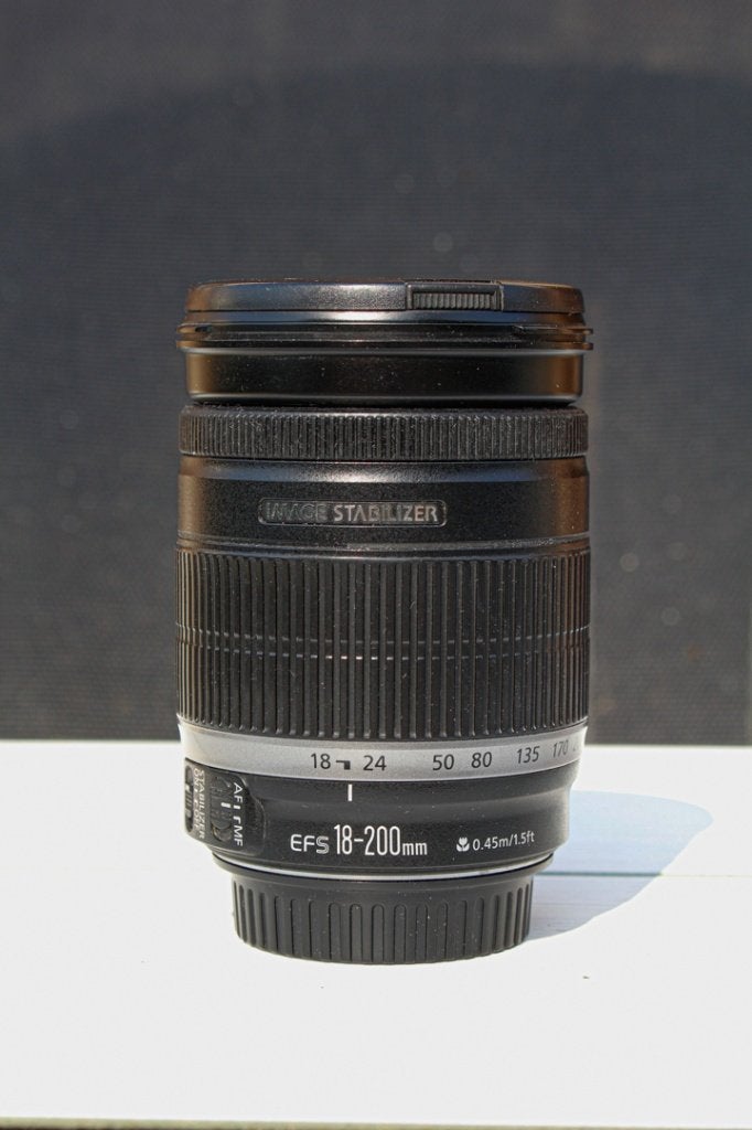 canon efs 18-200 IS état impeccable, Ophalen, Zo goed als nieuw, Zoom