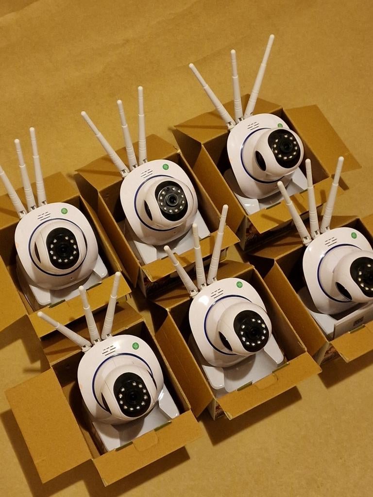 Caméra wifi avec détecteur de mouvement a 35€ pièce, Bricolage & Construction, Enlèvement