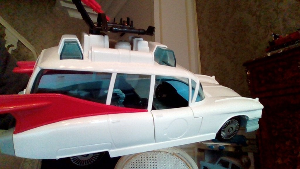 Ecto-1 Ghostbusters (Qui est-ce qu'on appelle??, Antiquités & Art, Enlèvement