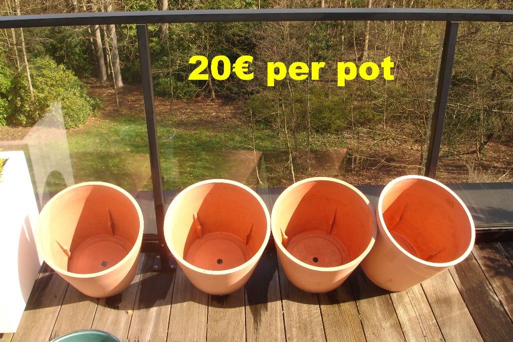 9 Eco bloempotten in kleur TERRA, 20€ per stuk, Tuin en Terras, Bloempotten, Ophalen, Gebruikt, Balkon