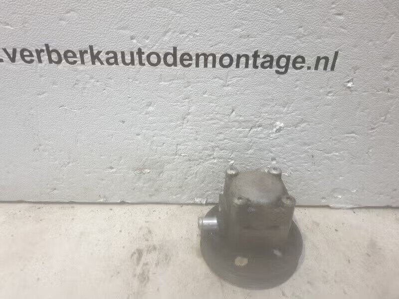 STUURBEKRACHTIGINGSPOMP Volvo V70 (SW) (01-1999/12-2008), Enlèvement ou Envoi, Info@volvocars.com, Volvo Car Germany GmbH, Siegburger Straße 229 50679 Köln, DE