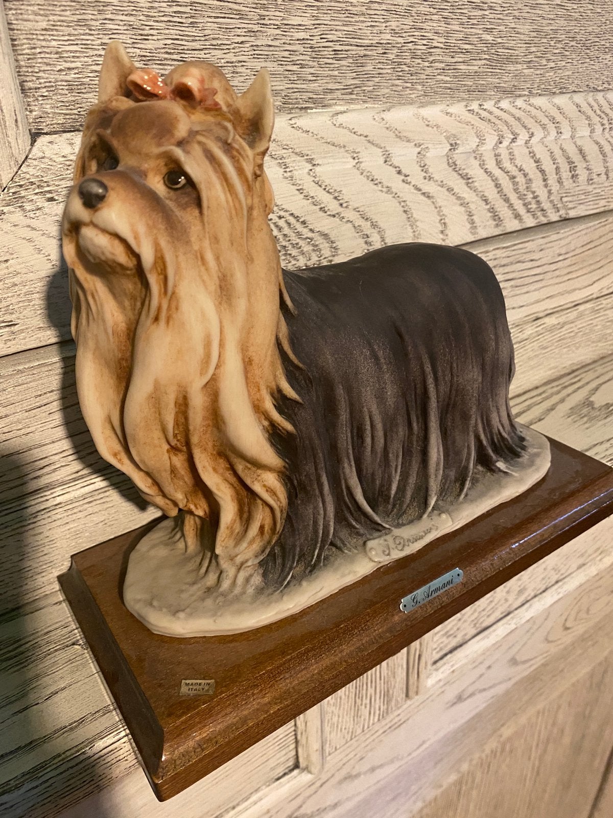 G.Armani : Yorkshire Terrier op houten plaat, Ophalen, Zo goed als nieuw