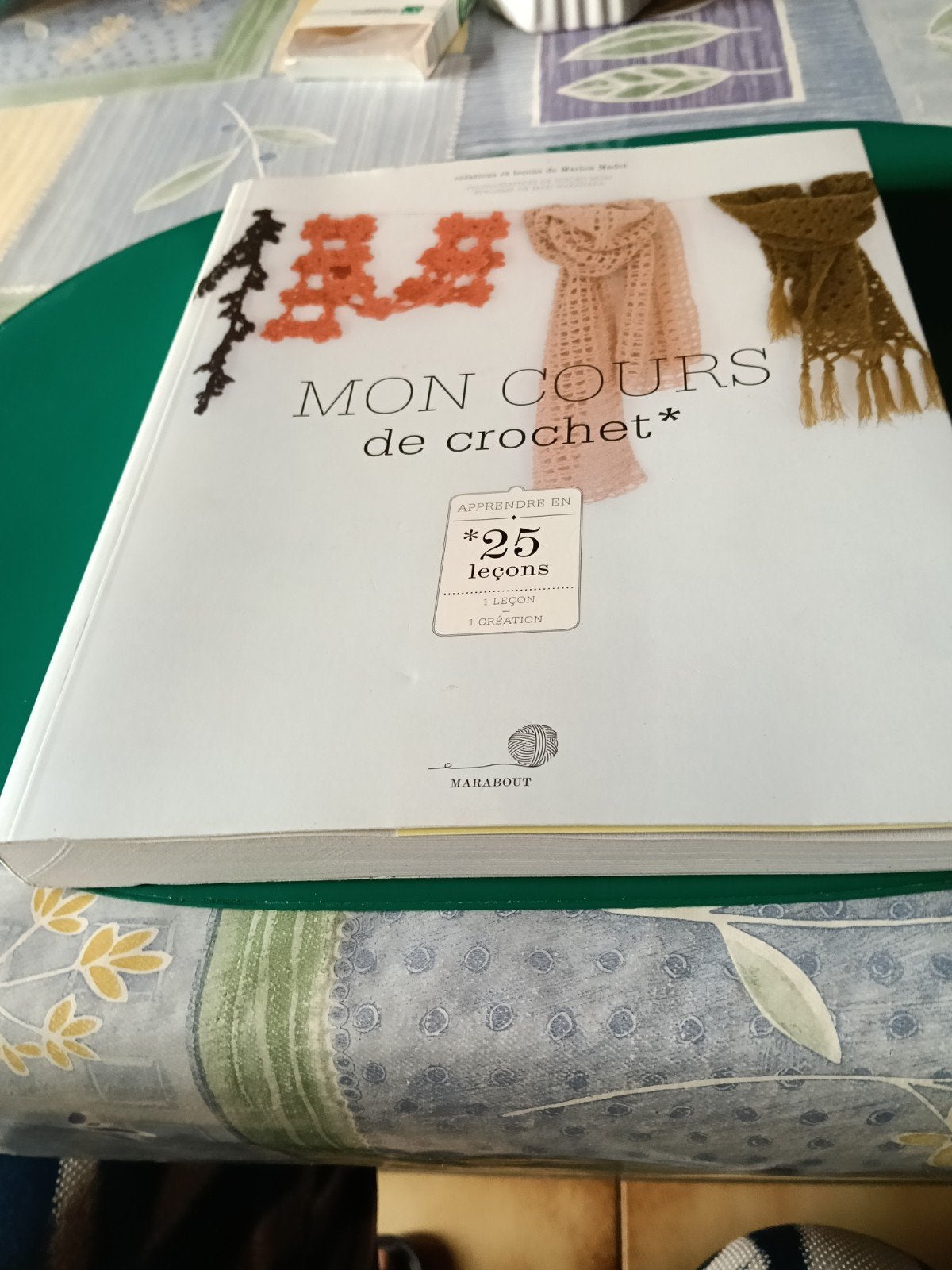 Boek om te leren haken in het frans, Ophalen of Verzenden, Haken