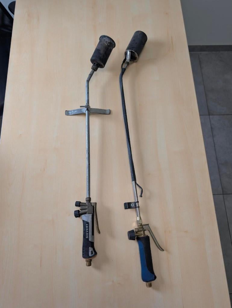 2 brûleurs -chalumeaux à gaz/ gasbranders - soldeerbranders, Ophalen of Verzenden, Gebruikt