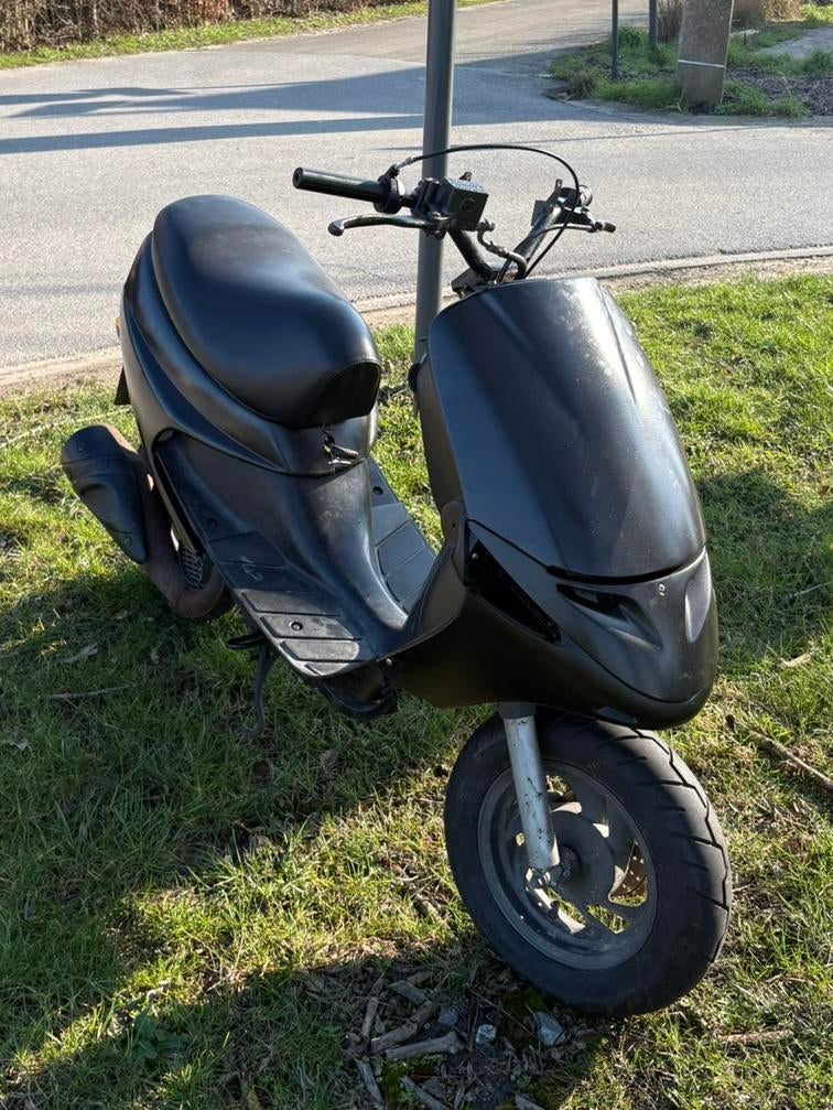 Scooter ruilen buxy, Fietsen en Brommers, Ophalen, Zo goed als nieuw