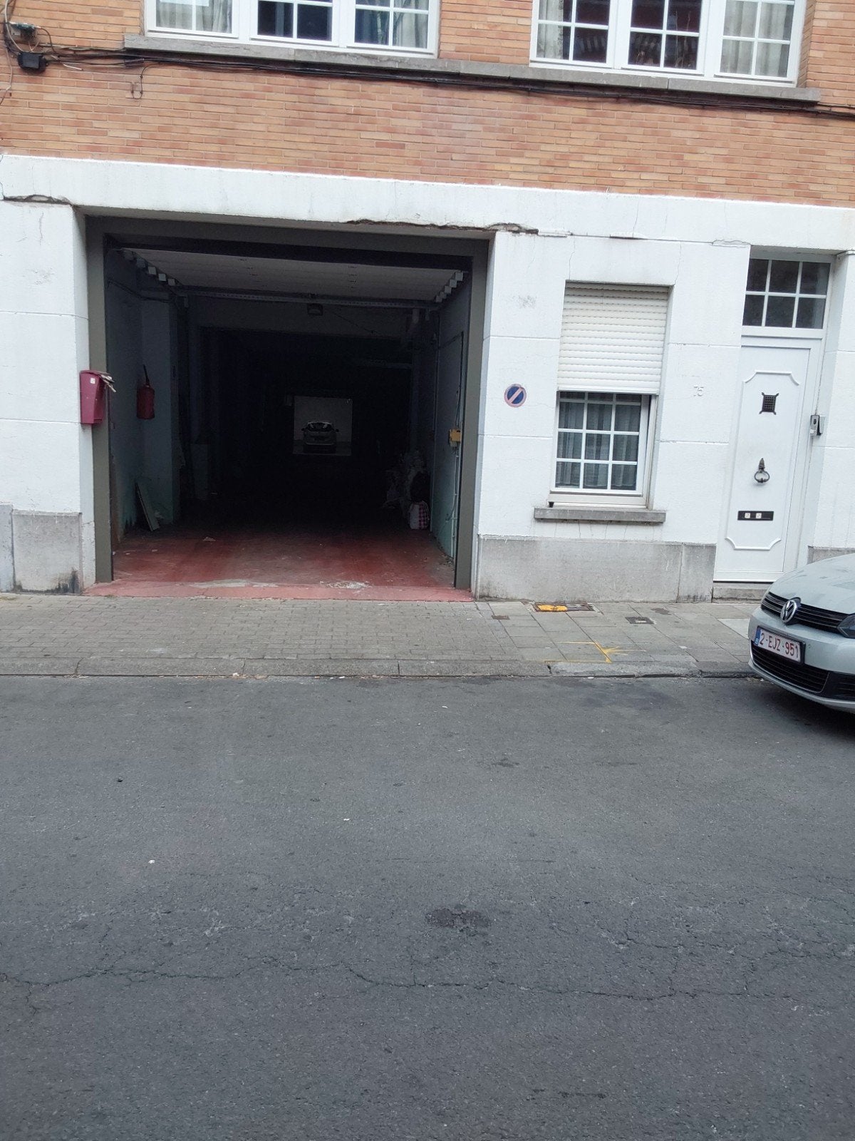 A LOUER GRAND DÉPÔT 220metres#DÉPÔT EST POUR STOKAGES PROPRE, Bruxelles
