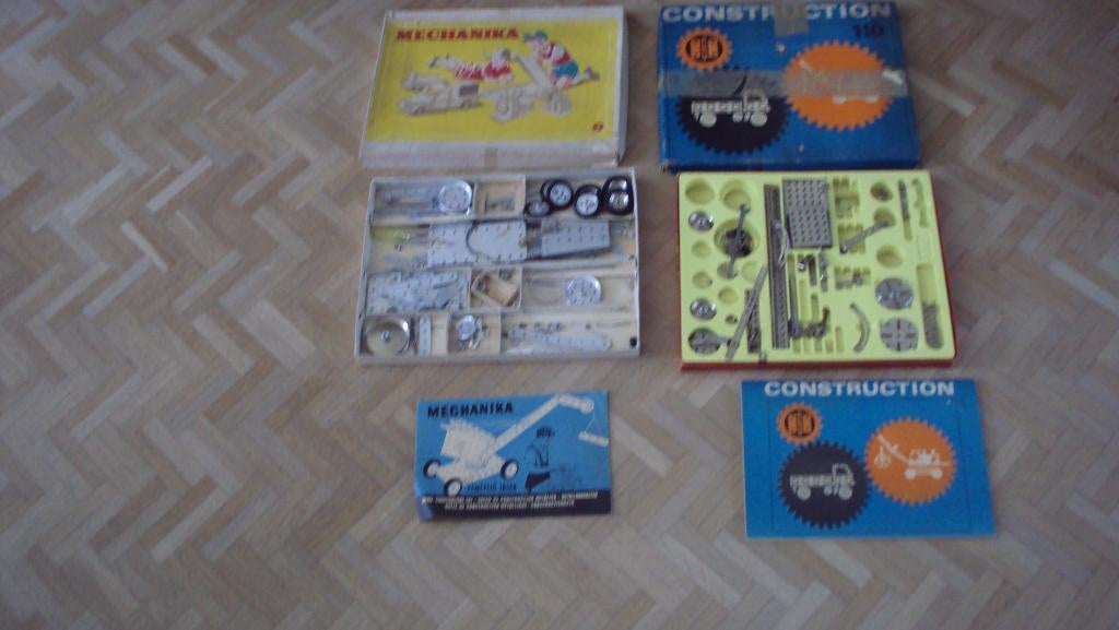 lot meccano 2 dozen vintage speelgoed DDR etc, Ophalen of Verzenden