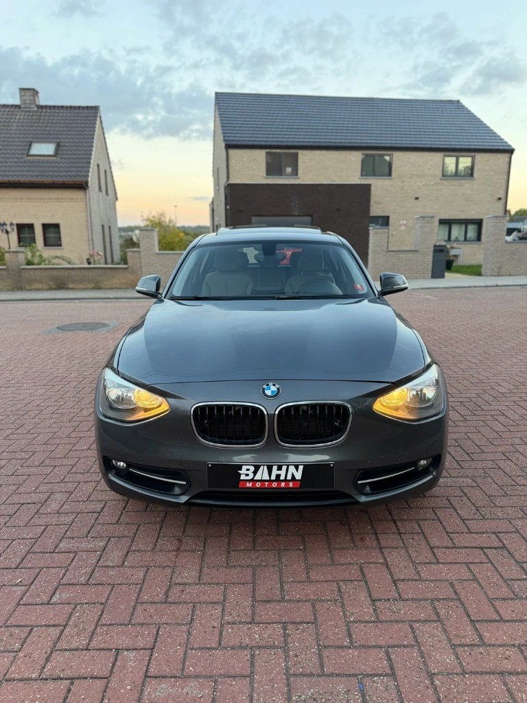 BMW série 1  Pack Sport, Argent ou Gris, Achat, Entreprise, Boîte manuelle