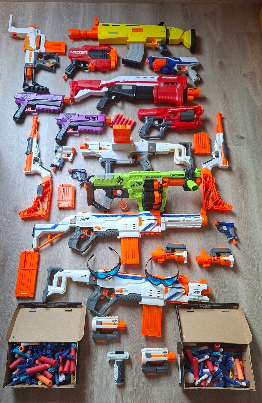 Groot lot Nerf geweren, Ophalen