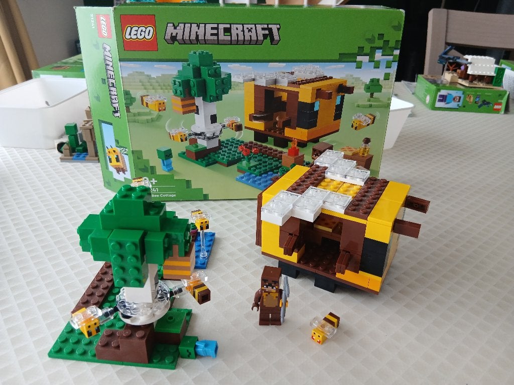 lego minecraft the bee cottage 21241, Compleet, Minecraft, Lego, Ophalen of Verzenden