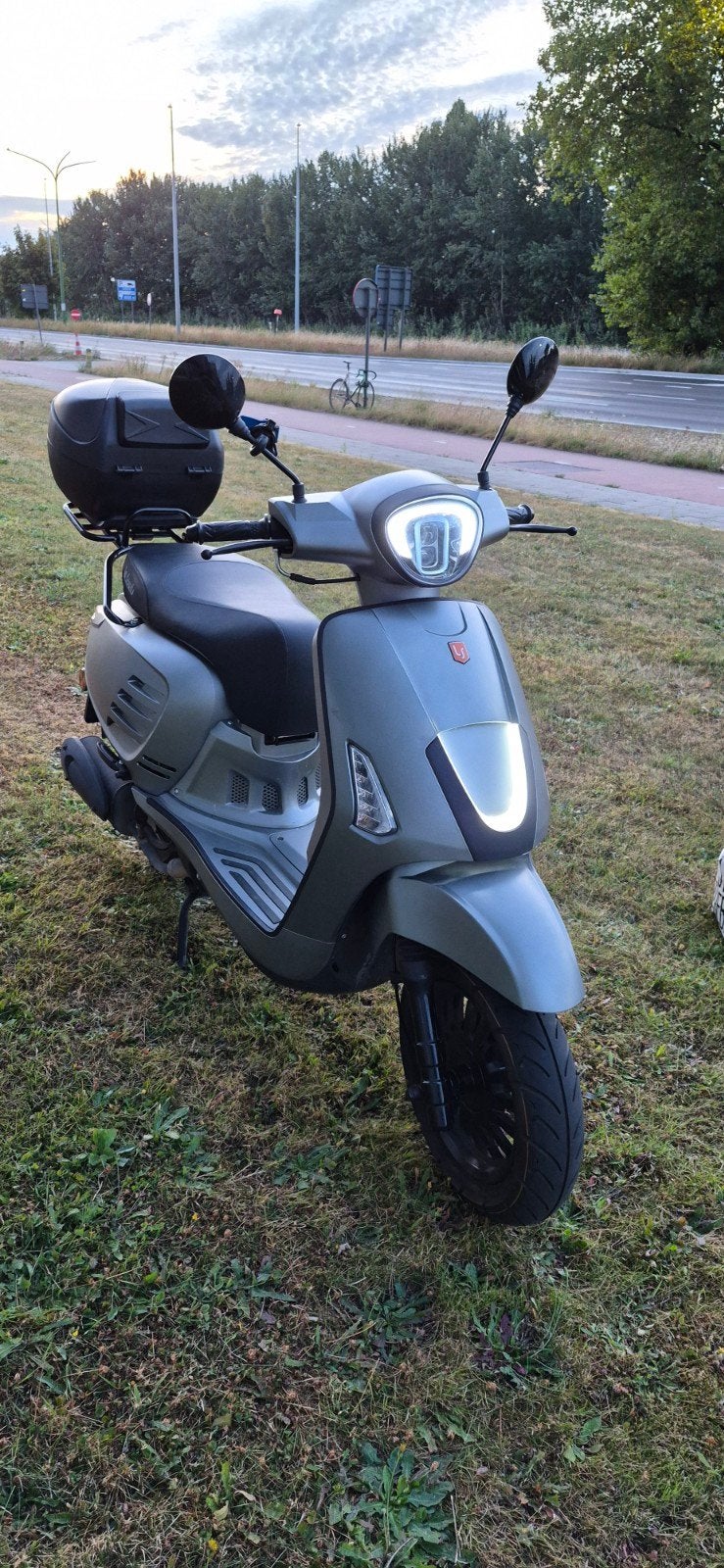 La Souris Designo, Vélos & Vélomoteurs, Vélomoteurs & Scooters bridés, Autres marques, Comme neuf, Enlèvement, Essence