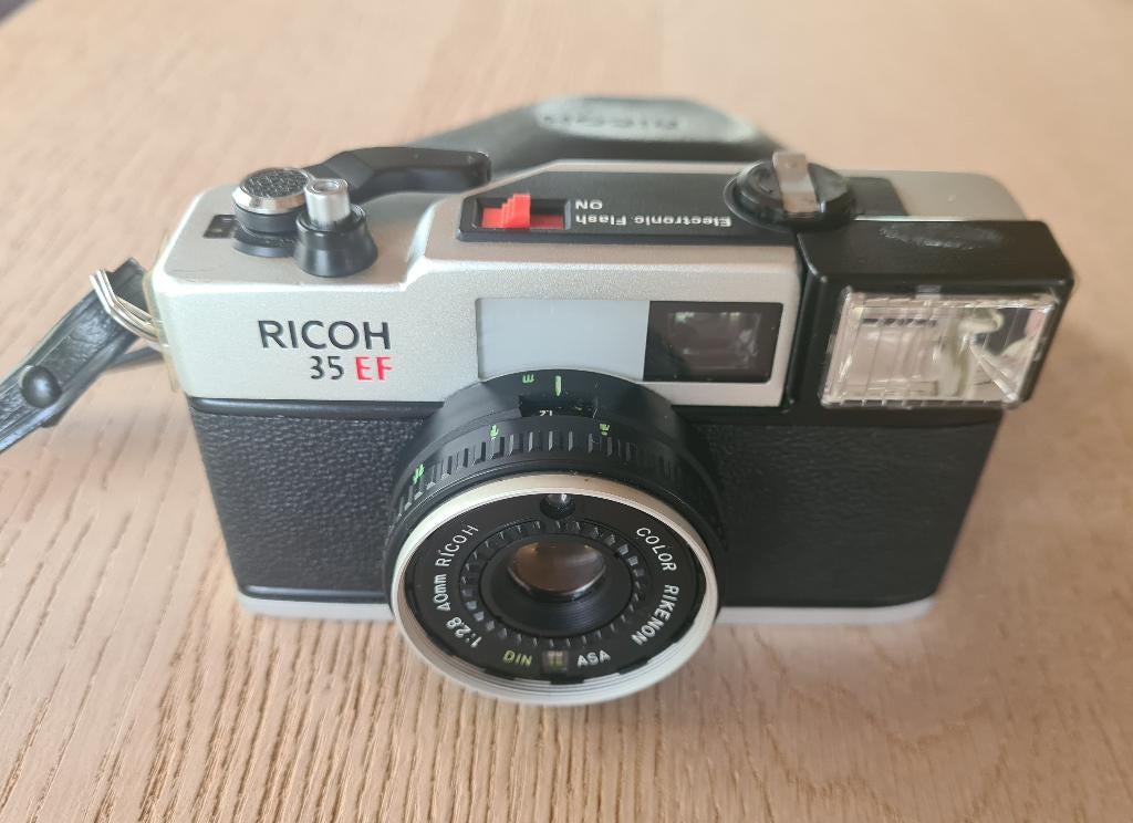 FotoToestel Ricoh, Enlèvement, Appareils photo