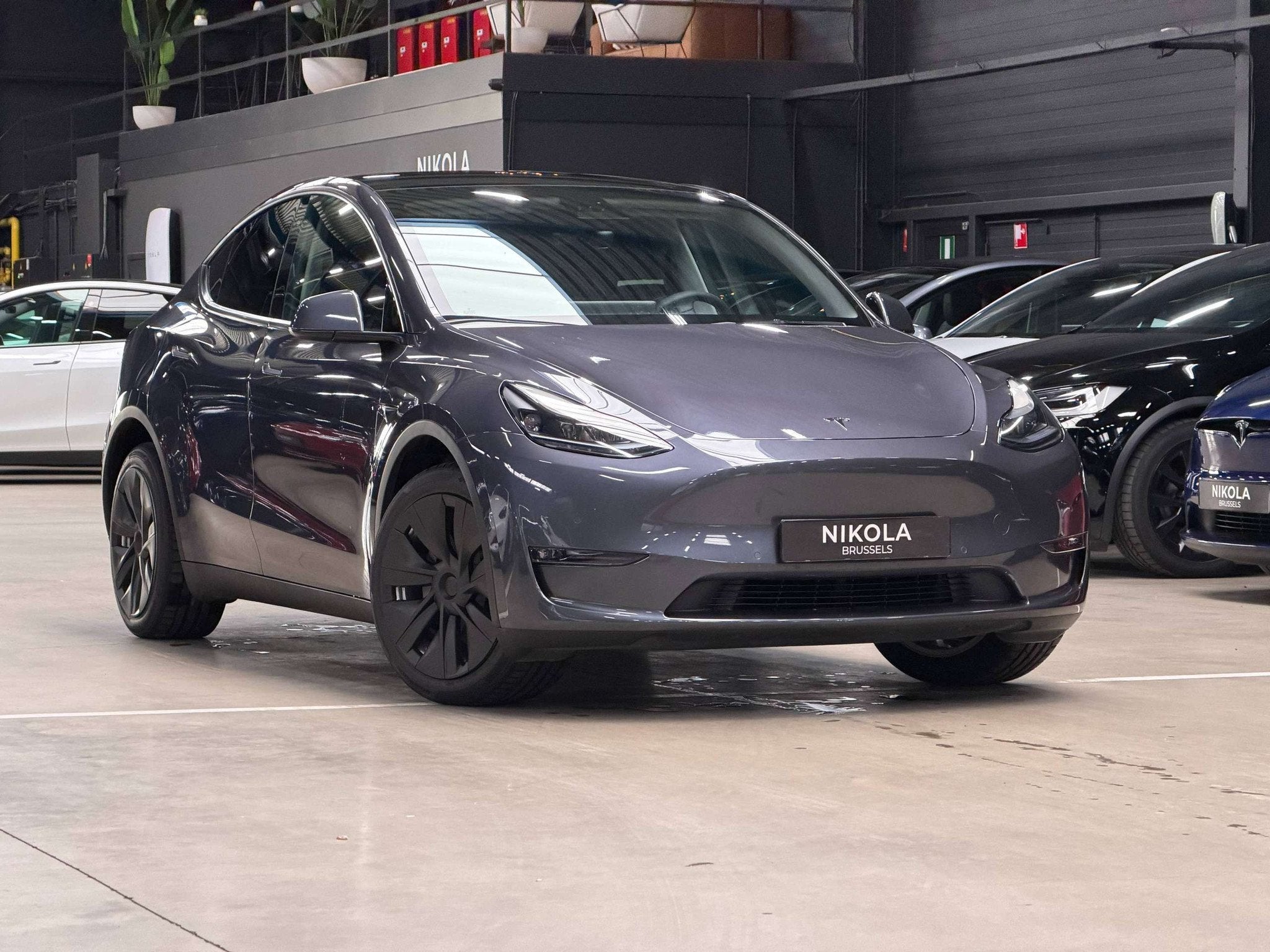 Tesla Model Y LONG RANGE - ALL WHEEL DRIVE - AUTOPILOT - ACC, Zwart, 5 zetels, https://public.car-pass.be/vhr/0335bb38-2e77-4670-8a6f-c87d7012c0d7