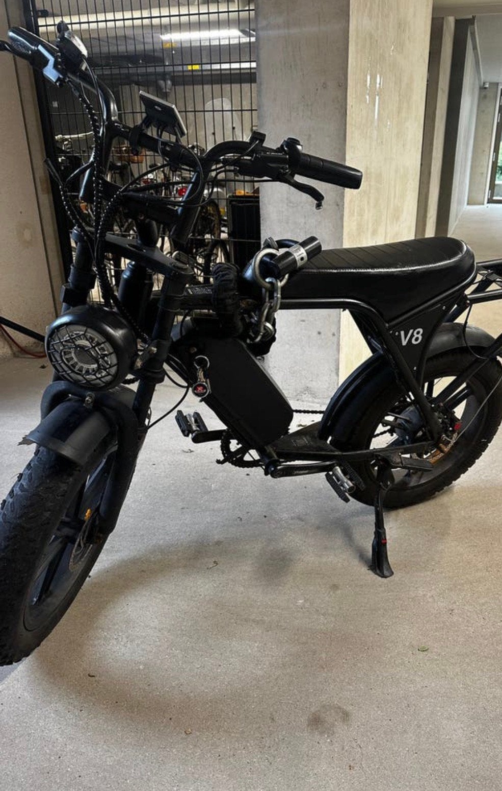 V8 fatbike, Ophalen, Zo goed als nieuw