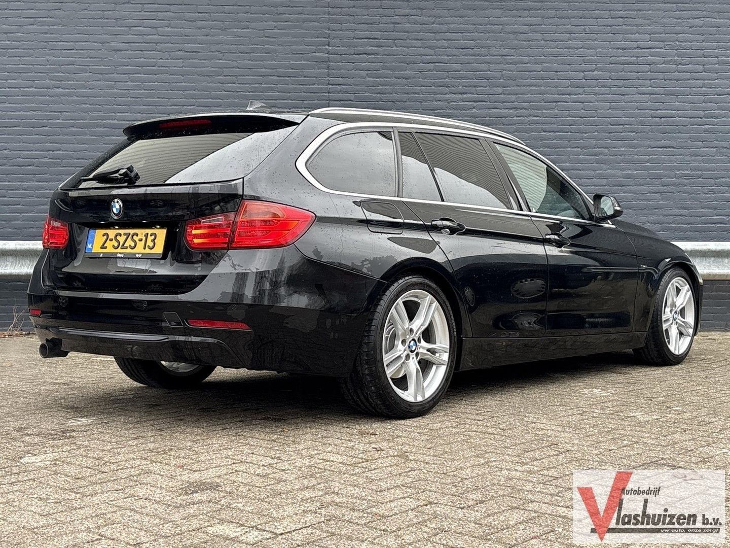 BMW 316 3-serie Touring 316i High Executive Upgrade | APK 01, Autos, Achat, Electronic Stability Program (ESP), Entreprise, Boîte manuelle