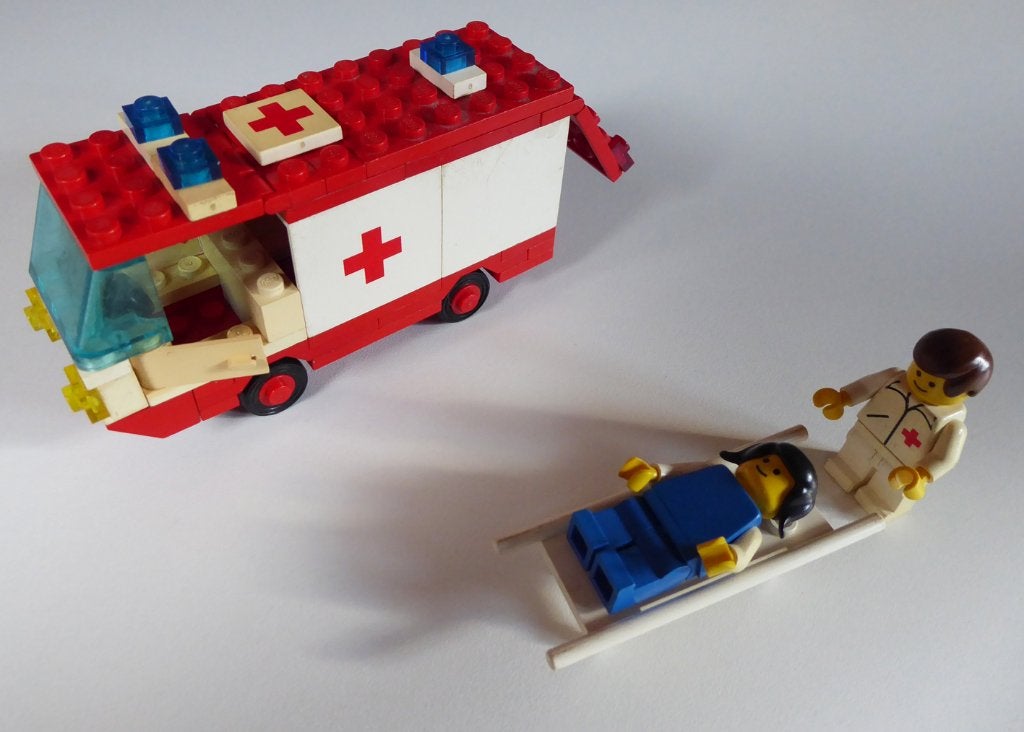 lego ziekenwagen 6688, Gebruikt, Lego, Inclusief instructies, Ophalen of Verzenden