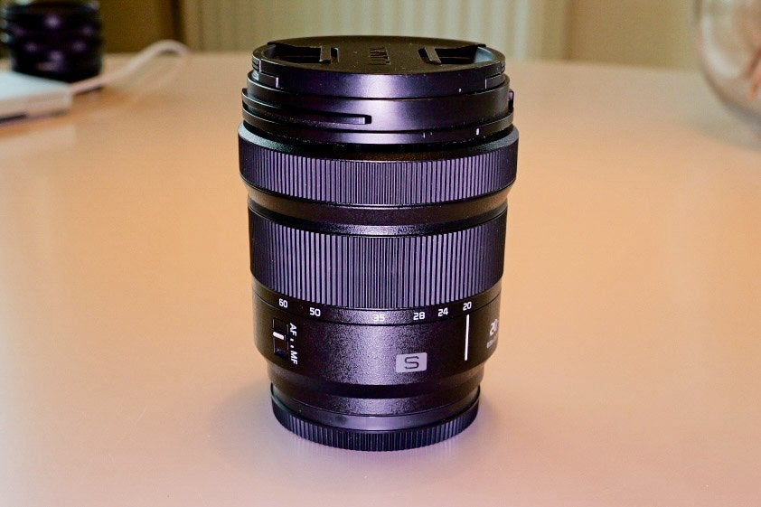 Lumix s20-60mm lens L-mount, TV, Hi-fi & Vidéo, Monture L, Comme neuf, Enlèvement, Bouchons d'objectif