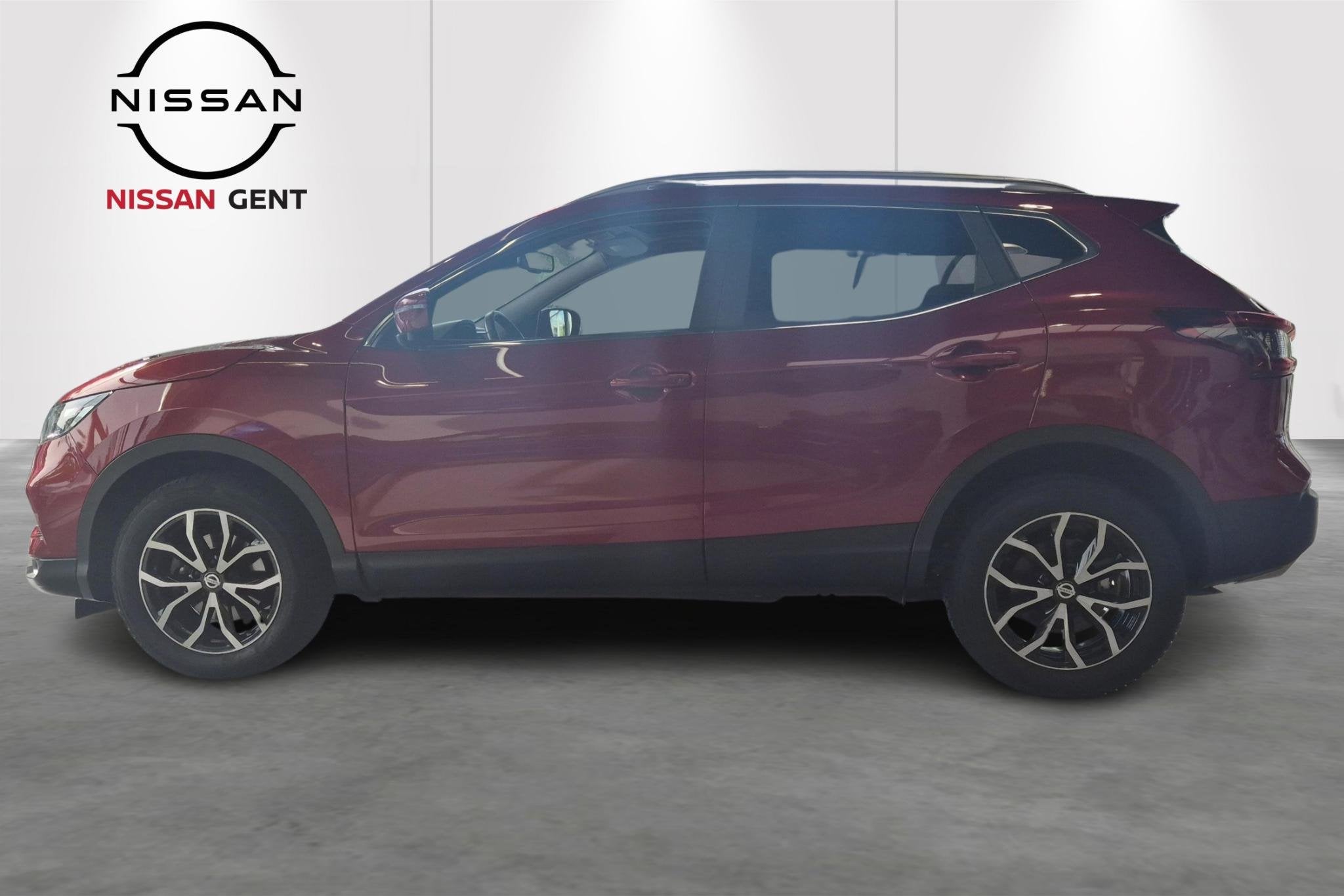 Nissan Qashqai N-Connecta Automaat + Pano dak, Stof, Gebruikt, Zwart, 4 cilinders