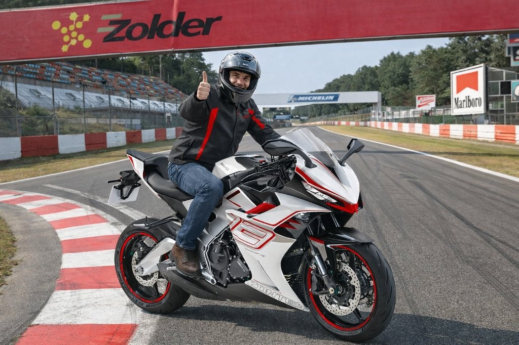 ZONTES 703 RR - Nieuwe Supersport met 3-cilinder, Motoren, Motoren | Ducati, Nieuw, 3 cilinders, Particulier, Meer dan 35 kW