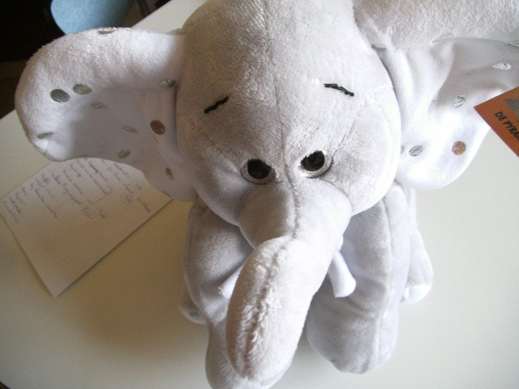 Nieuwe Knuffels, Kinderen en Baby's, Speelgoed | Knuffels en Pluche, Ophalen of Verzenden, Nieuw, Olifant