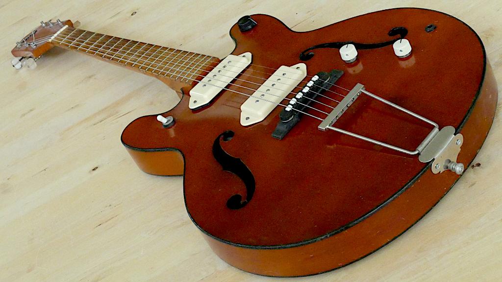 Guitare HOPF EXPLORER, Hollowbody, WDR années 60, d'occasion, Enlèvement ou Envoi, Utilisé, Autres types
