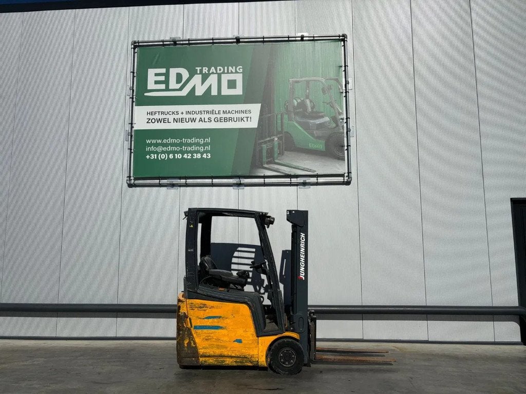 Jungheinrich EFG 215 Heftruck (bj 2010), Zakelijke goederen, Machines en Bouw | Heftrucks en Intern transport, Heftruck, Elektrisch