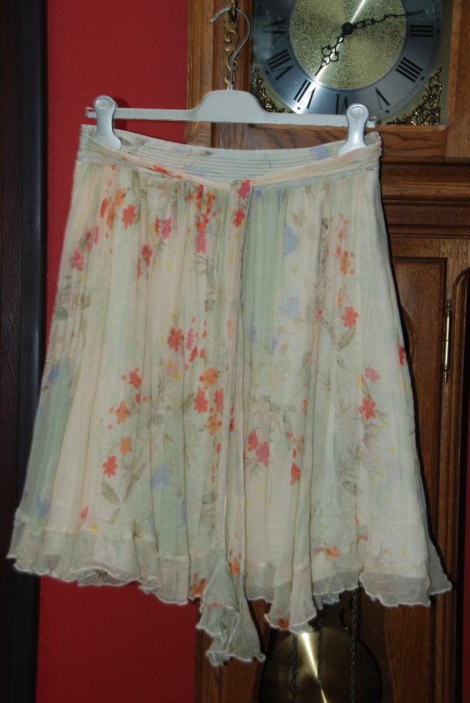 Jupe "CHINE" fleurie en soie jaune T2 ou 38/40 Très bon état, Taille 38/40 (M), Comme neuf, Longueur genou, Chine Collection