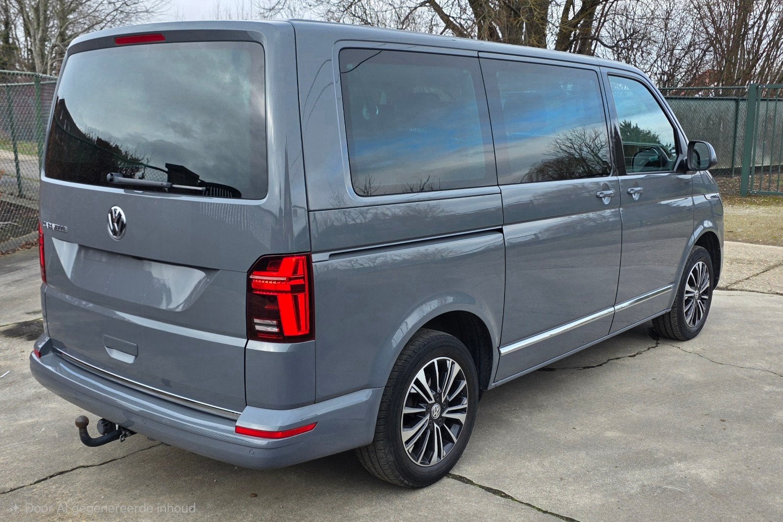 VW Caravelle 2.0TDI Higline DSG 8 Zitplaatsen, Auto's, Volkswagen, Automaat, Monovolume, Leder, Bedrijf