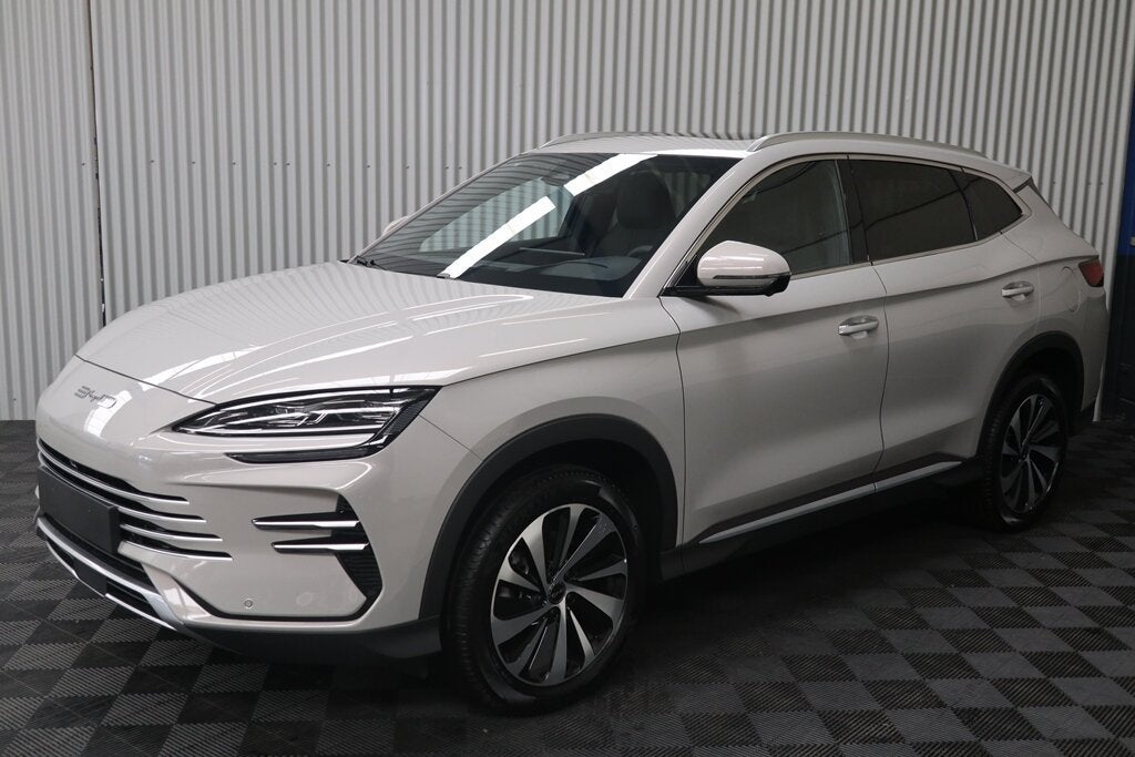 BYD Seal U DM-i Boost 18,3 kWh Panoramadak Camera 360 Adapt, Autos, 161 kW, Euro 6, 0 kg, Noir