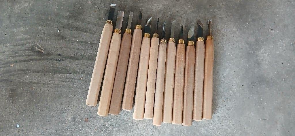 Set houtsnijmessen, Hobby en Vrije tijd, Ophalen, Zo goed als nieuw, Geschikt voor snijden, Gereedschap of Accessoires
