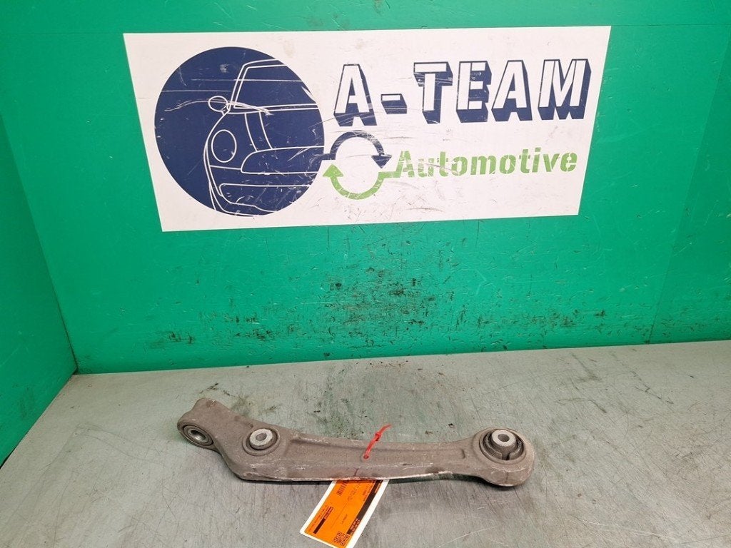 BRAS DE SUSPENSION AVANT DROIT (TRIANGLE) Audi A4 (B8), Auto-Union-Straße  1,
85057  Ingolstadt, DE, Info@audi.de, Audi, Utilisé