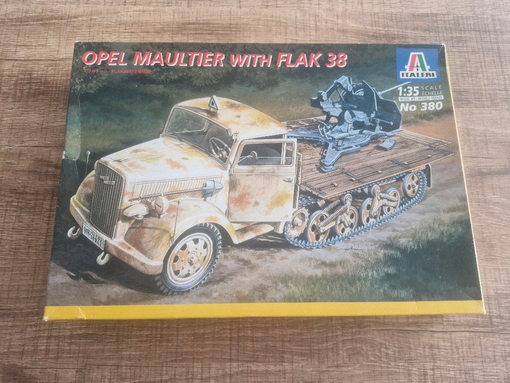 Italeri 1/35 Opel Maultier with Flak 38 + The Show Modelling, Italeri, 1:32 tot 1:50, Nieuw, Ophalen of Verzenden