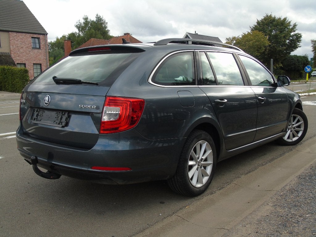 Skoda Superb Sw 1.6 TDI *05/2014 *Ohboekje *Panodak *Airco, Autos, Entreprise, Boîte manuelle, Entretenue par le concessionnaire