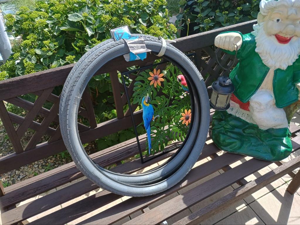 fiets of rolstoel banden +binnenbanden 24x 1.75 miskoop, Ophalen, Buiten