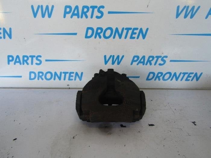 Etrier de frein (pince) avant droit d'un Volkswagen Transpor, Volkswagen, -, 3 mois de garantie, Utilisé