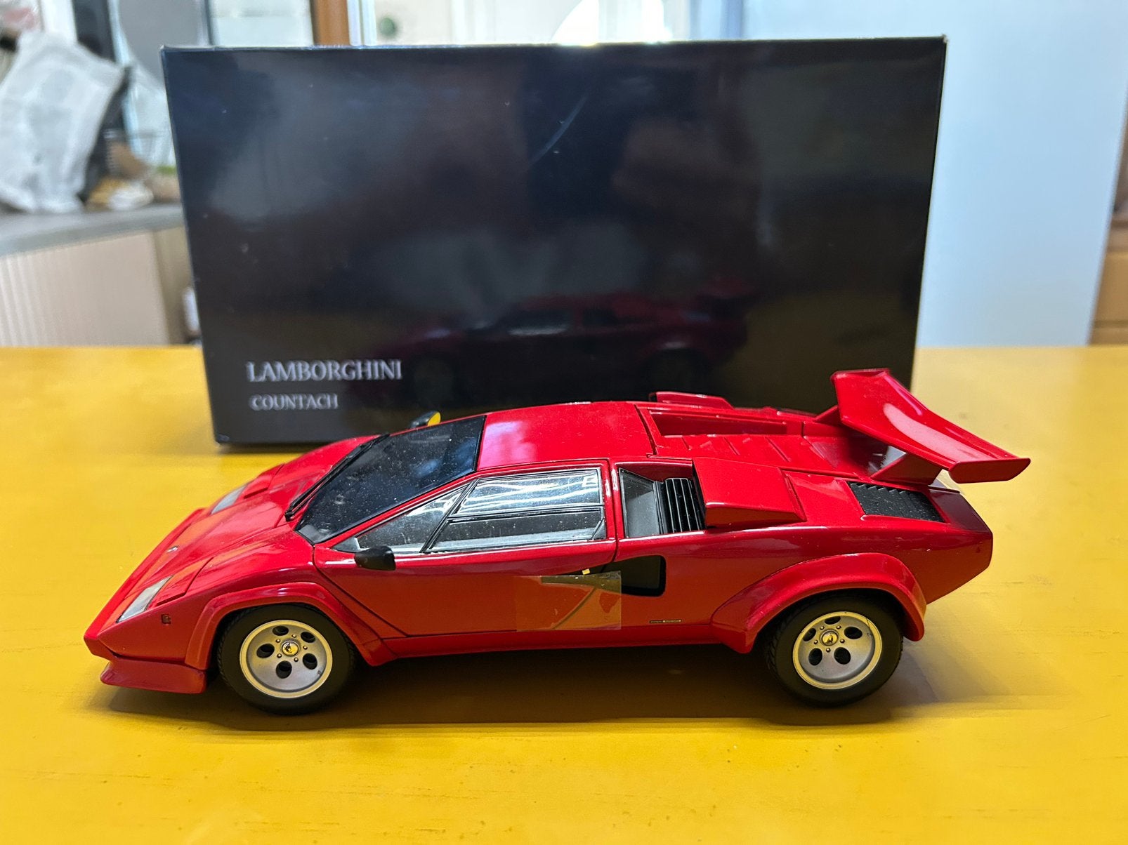 Lamborghini countach, Enlèvement, Comme neuf, Kyosho